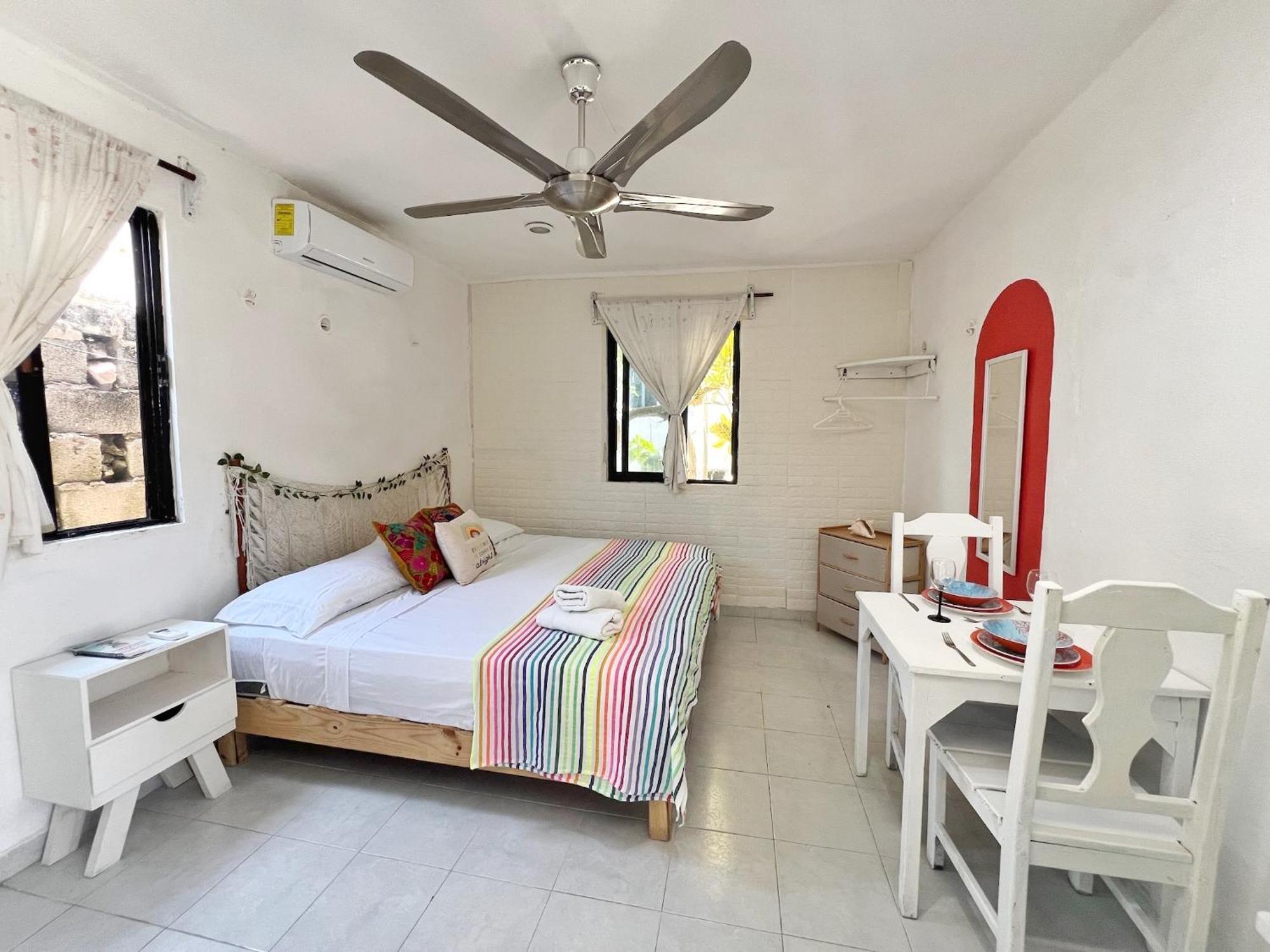 "Casitas Arcoiris" Excelente Ubicacion - Petfriendly Apartment Isla Mujeres Exterior photo