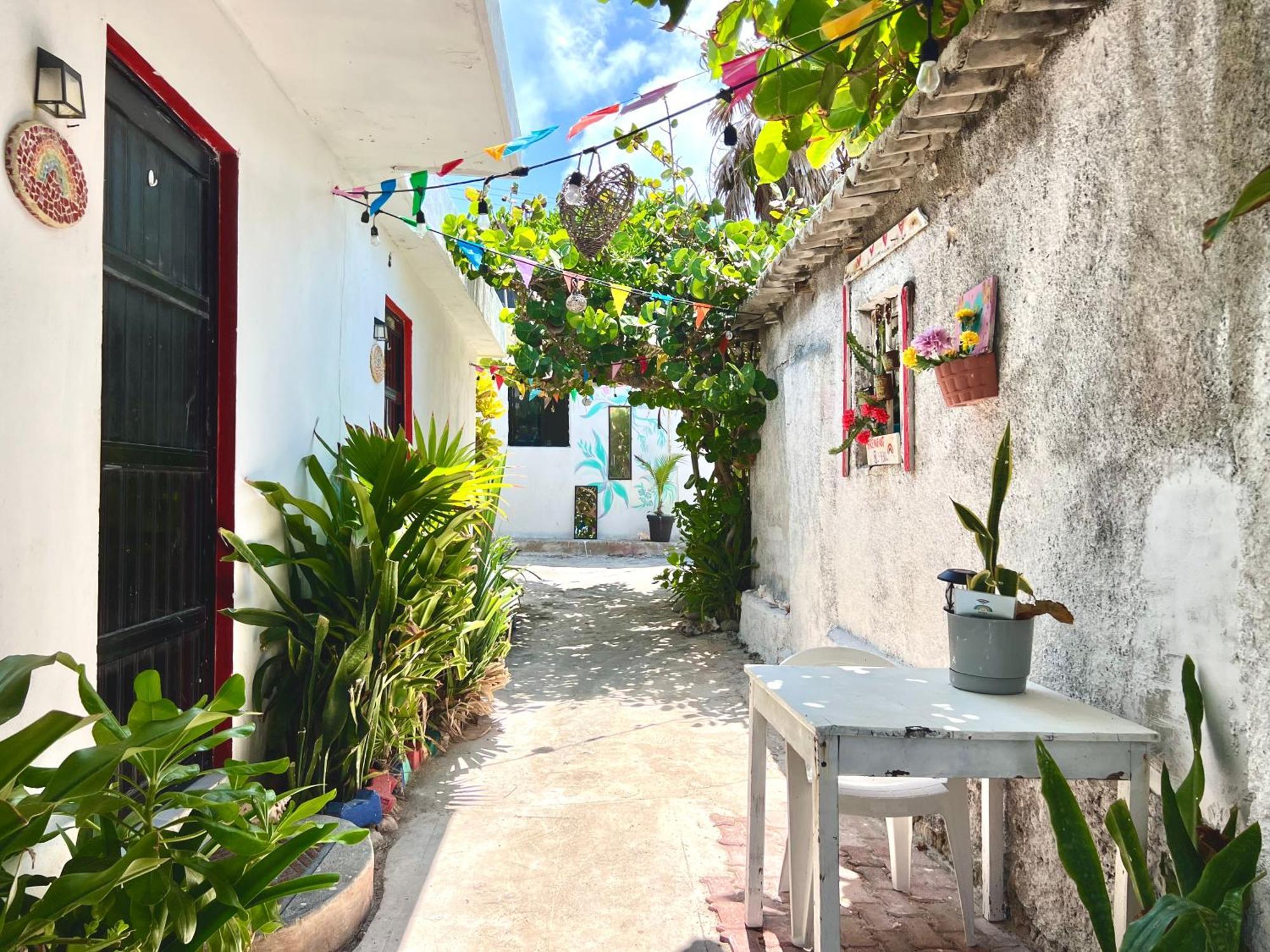 "Casitas Arcoiris" Excelente Ubicacion - Petfriendly Apartment Isla Mujeres Exterior photo